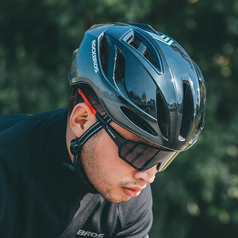 Casque vélo de route moulé ultraléger design Pédale Maurice